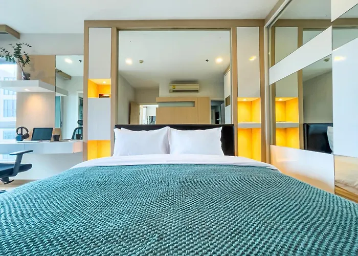 Elegant Near Iconsiam L High-speed Wifi L Bts Wongwian Yai Apartment Bangkok