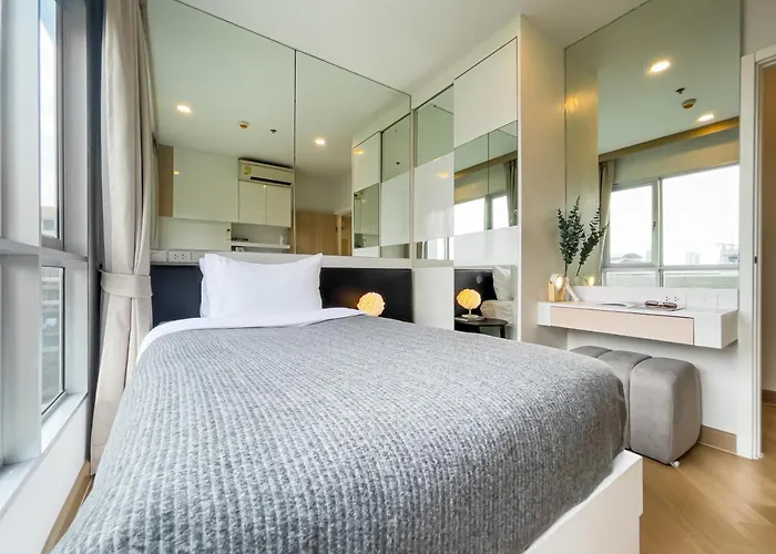 Elegant Near Iconsiam L High-speed Wifi L Bts Wongwian Yai Apartment *